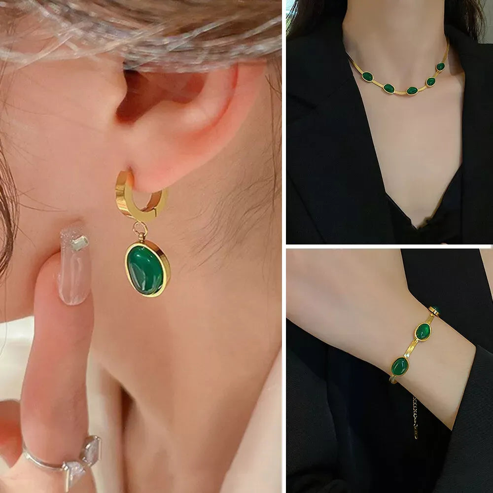 🌿✨ Elegant Green Crystal Jewellery Set 💚👑👩‍🦰 - 🏵️ Necklace, 💫 Bracelet, 🌟 Earrings - Perfect for Every Occasion! 🌿✨